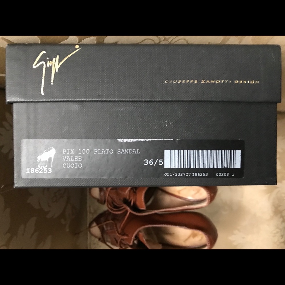 Giuseppe Zanotti open toe bootie - Picture 6 of 6